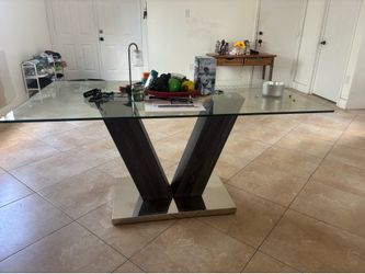 Glass dining room table