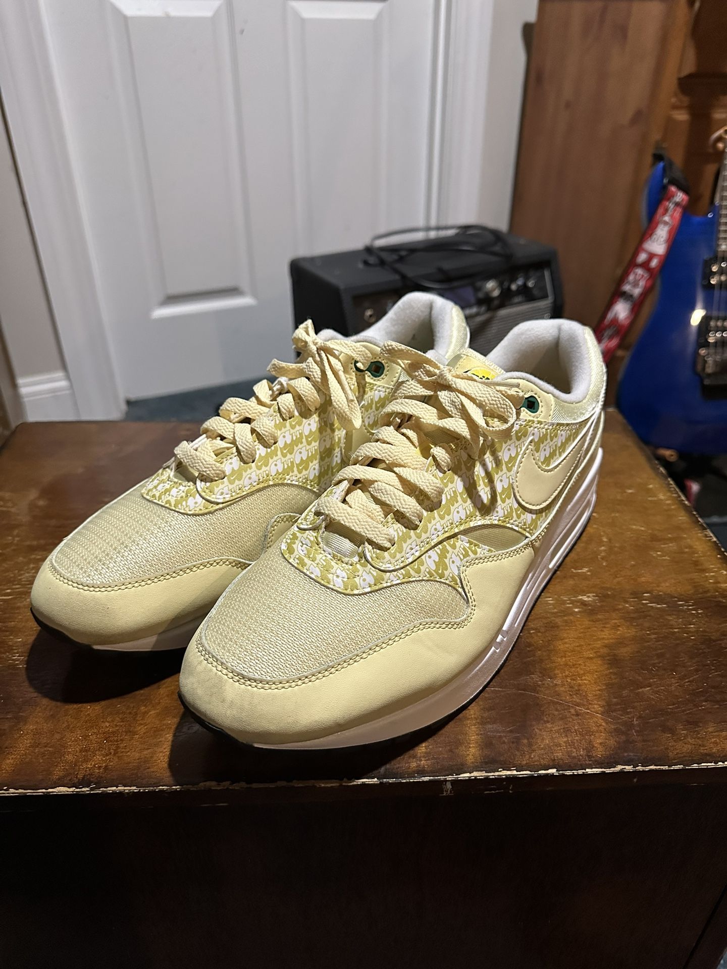 Nike Air Max 1 “Lemonade” Size: 13 Great Condition 