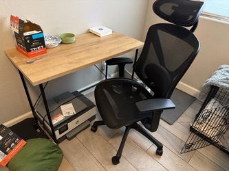Office desk/Chair combo