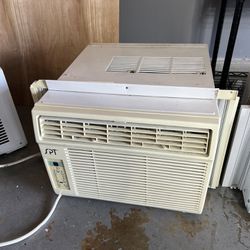 Window Air Conditioners 