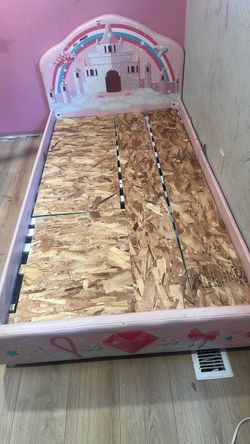 Bed for girl twin size