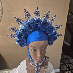 Filigree Flower Standing Crown