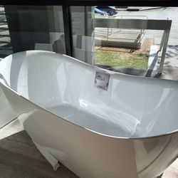 HUGE SALE! Bathtubs in Different Styles and All Sizes Available! Starting from $249 & UP