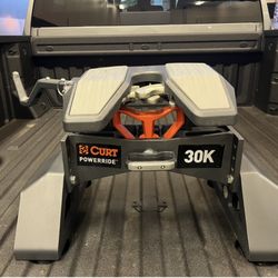 Curt 30,000 Dual Jaw 5th Wheel Hitch