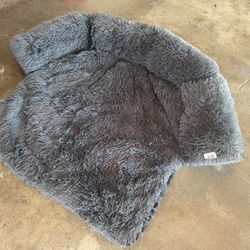 Calming Dog Bed Fluffy Plush Dog Mat for Furniture Protector