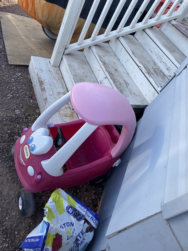 Little Tykes Pink Car