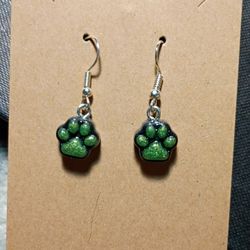 ✨Green And Black Paw Earrings✨