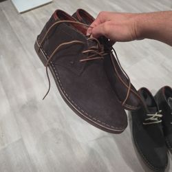 Casuals/Dress Shoes Size 10.5