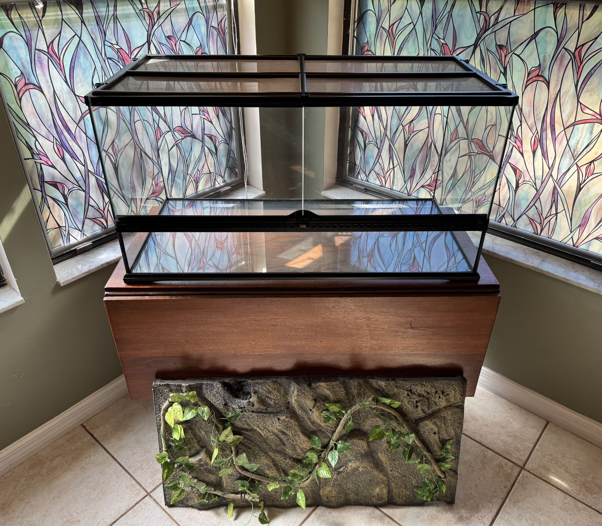 EXO TERRA Large Wide Glass Terrarium