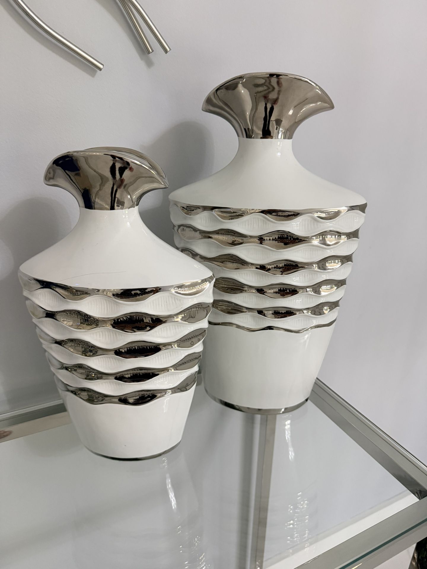 White and Silver Vase Set