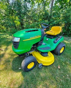 Riding lawn mower