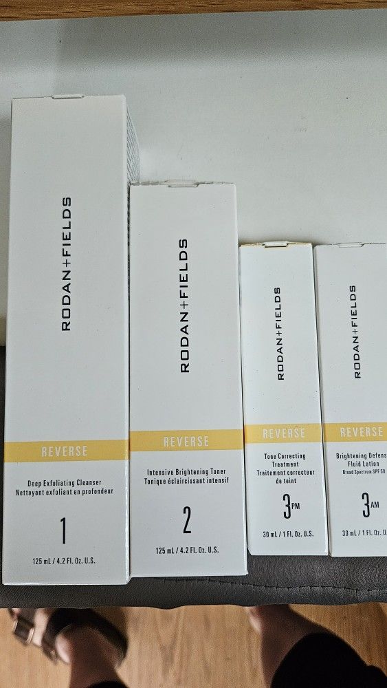 Brand NEW In Box: Rodan Fields Reverse Regimen