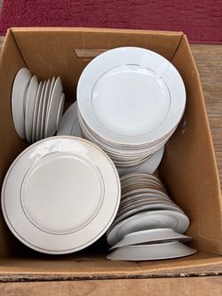 Sakura china plates