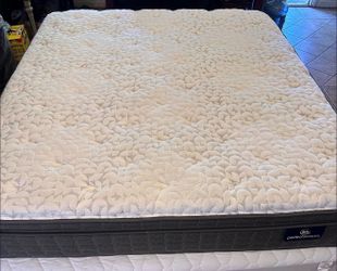 King Size mattress bed