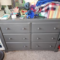 Free Dresser / Changing Table