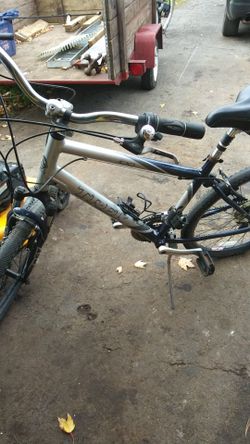 21 speed Trex Navigator Bike