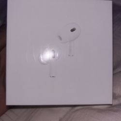 Airpods Pro (Generation 2) USB-C charger 