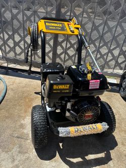 DeWalt 3600 PSI Gas Pressure Washer
