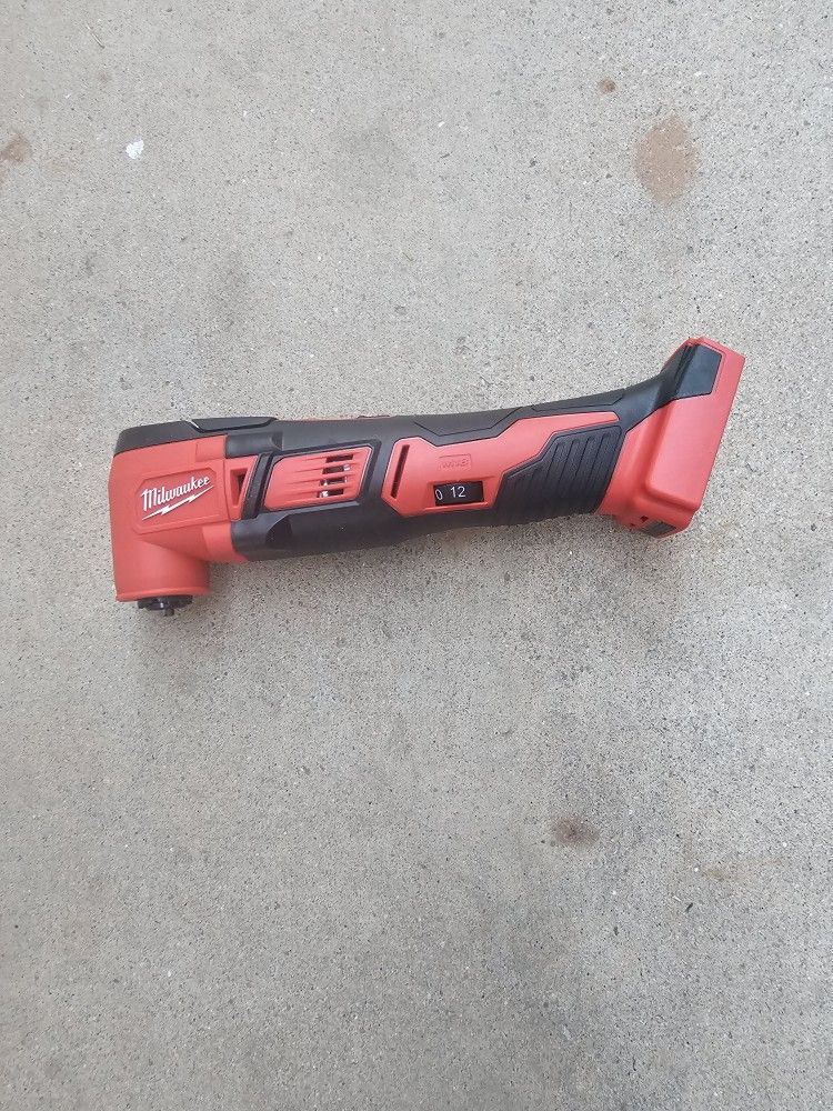 Milwaukee M18 Multi Tool Tool Only New