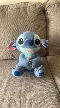 Disney Exclusive Stitch & Scrump