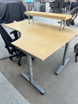 Desk