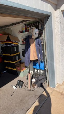 Jason Friday 13th prop decoration(missing parts)