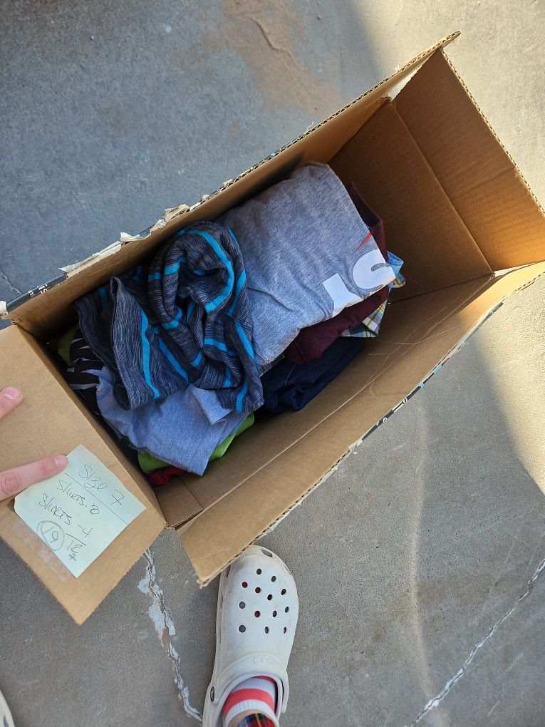 Box Of Size 7 Boys Clothing (10 Pieces)