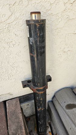 Trailer hitch for Toyota F250 year 2015 to 2018