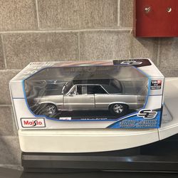 Maisto 1965 Pontiac GTO 