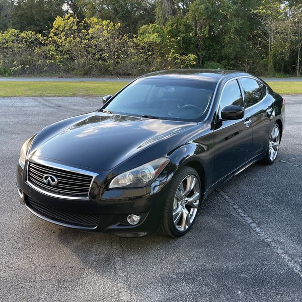 Infiniti m37 2011