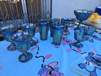 10 Piece Vintage Carnival Glasswear