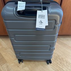 Original Penguin  25" Spinner Suitcase 