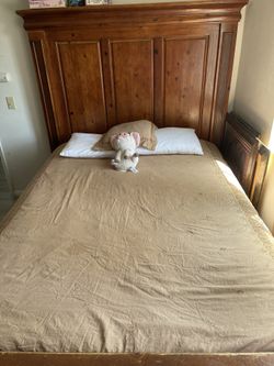 Queen Size Bed Frame 