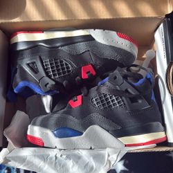 Jordan 4s 