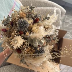 Dried Flower Bouquet, Hair Clip And Men’s Pocket Piece
