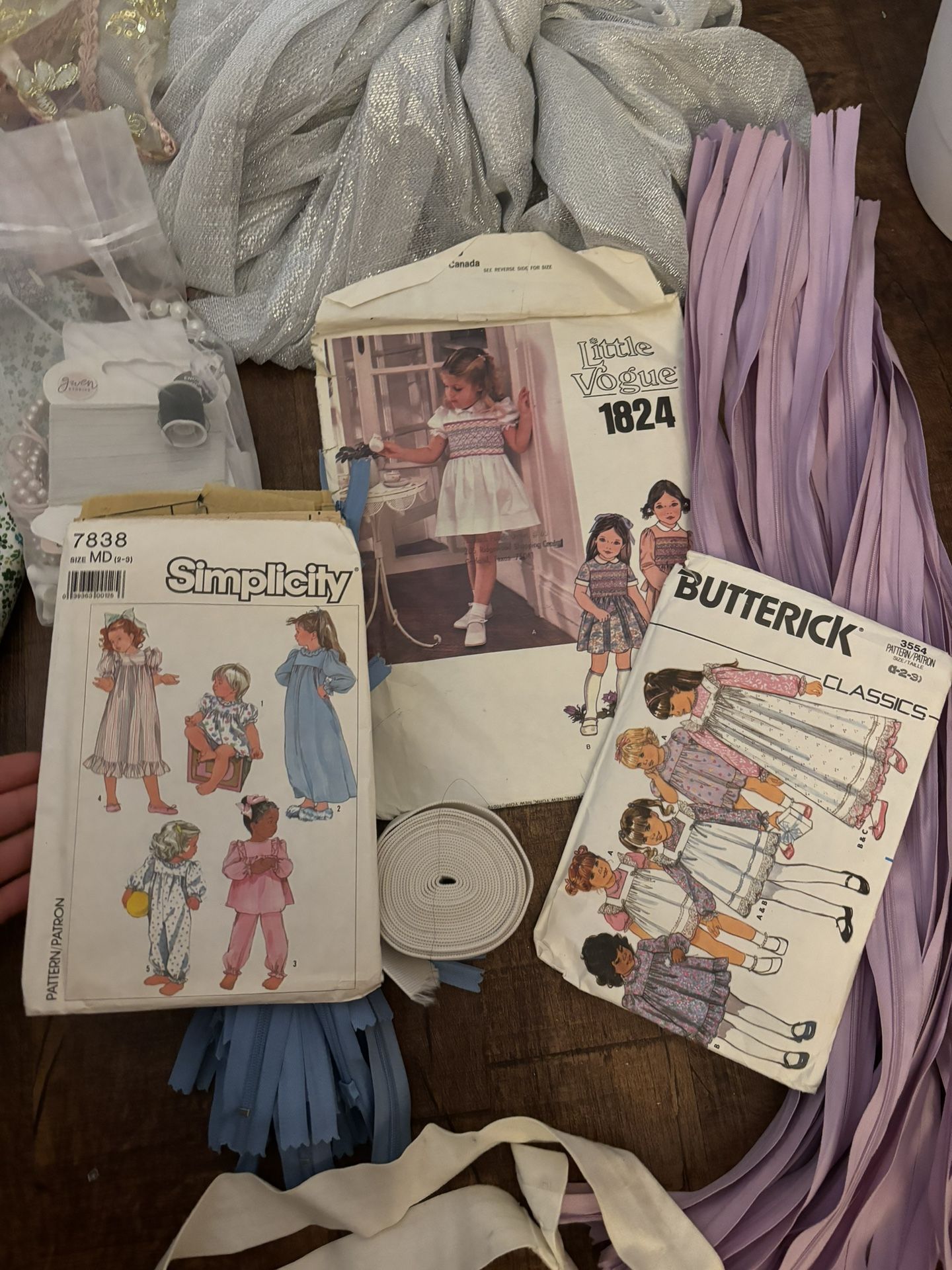 Sewing Kit Patterns Material Zippers