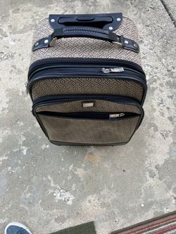 Roller Suitcase Nine And Co-Reduced $9!
