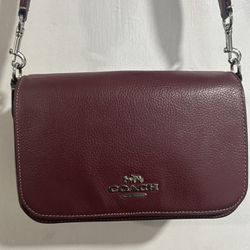Bag Coach Crossbody Excellent Condition $80 PRICE IS FIRM Pick Up Only Cash Only 