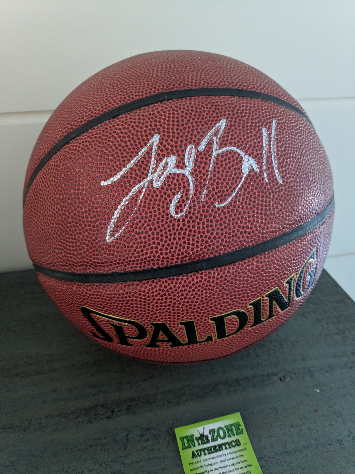 LONZO BALL AUTOGRAPHED BASKETBALL WITH COA