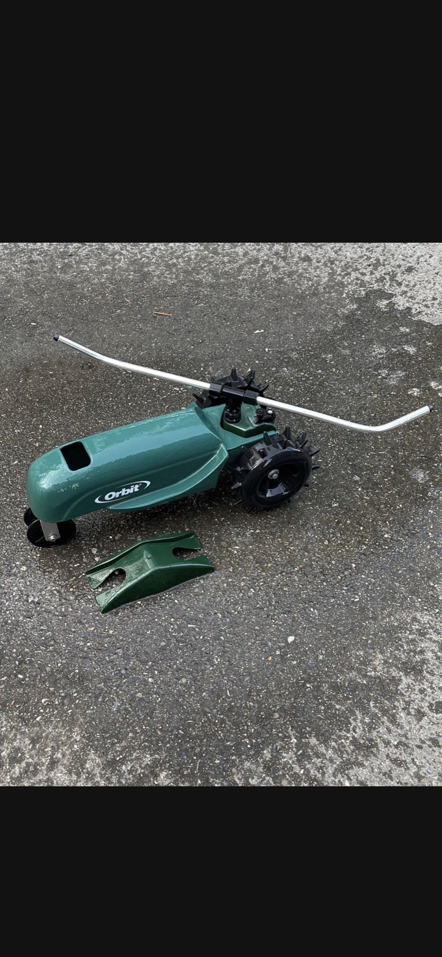 Orbit Traveling Sprinkler & Stop