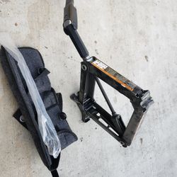 Brand New Car Jack 1 1/2 Ton