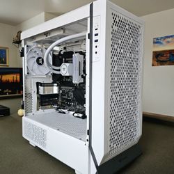 Custom White Water Cooled PC