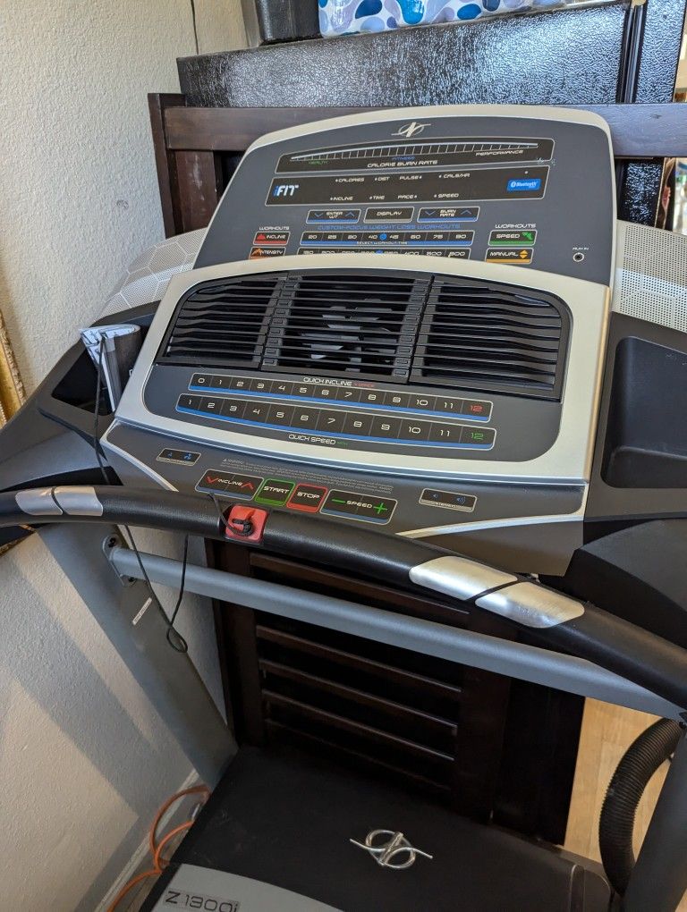Nordictrack Treadmill 1300i Flex Select