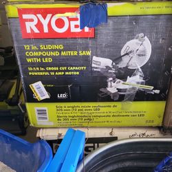 Ryobi Sliding Compound Miter Saw