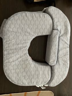 Twin breast feeding pillow