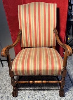 Exquisite Louis the XIV Large Throne Chair - Like new condition 