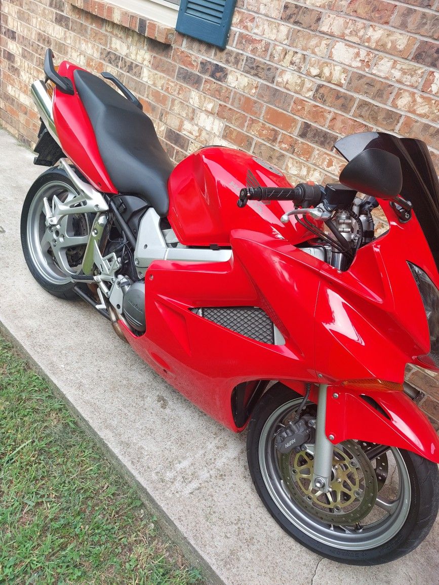 2004 Honda Interceptor 800cc