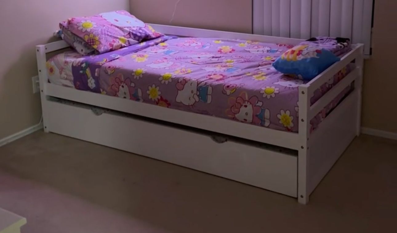 White Twin Trundle Bed Frame with One Twin Mattress