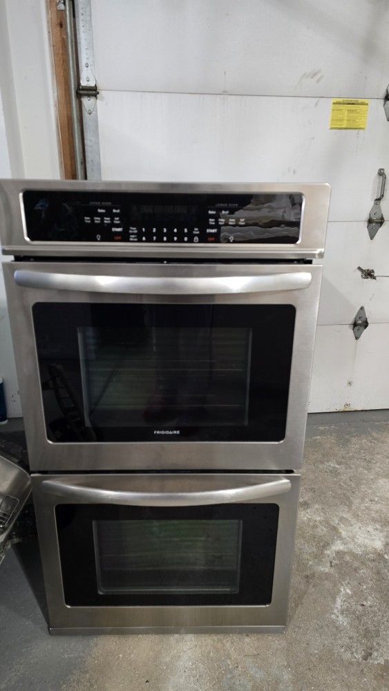 frigidaire Double Owen