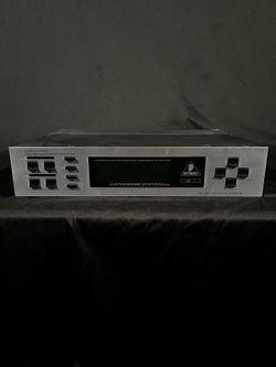 Behringer Ultra-Curve DSP 8000 Digital 31-Band EQ / RTA (Rare)